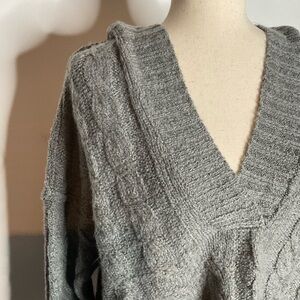 American Eagle NEW Taupe Grey V-neck Hooded Pullover Cable Knit Boxy Sweater XS